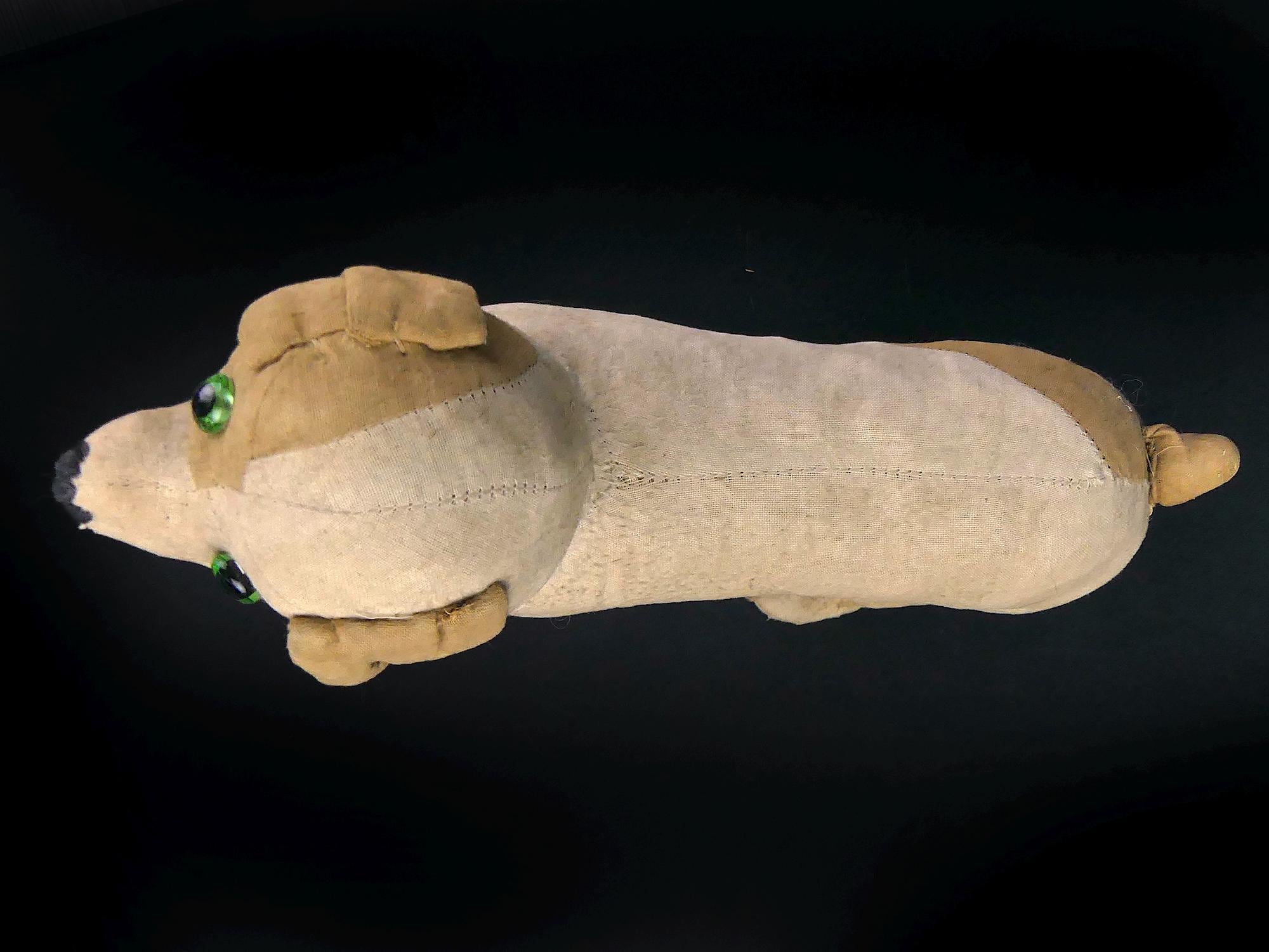 Vieux Chien En Peluche Ancien 20 Cm – Rempli De Paille – Beige Et Blanc – Années 1940-50