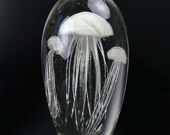 Large sulphide 3 white phosphorescent jellyfish in transparent glass - Vintage curiosity