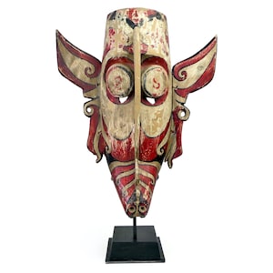 Grand masque Hudoq rouge et noir zoomorphique Dayak rare en bois léger - Île de Kalimantan - Bornéo - Indonésie - Collection ethnique