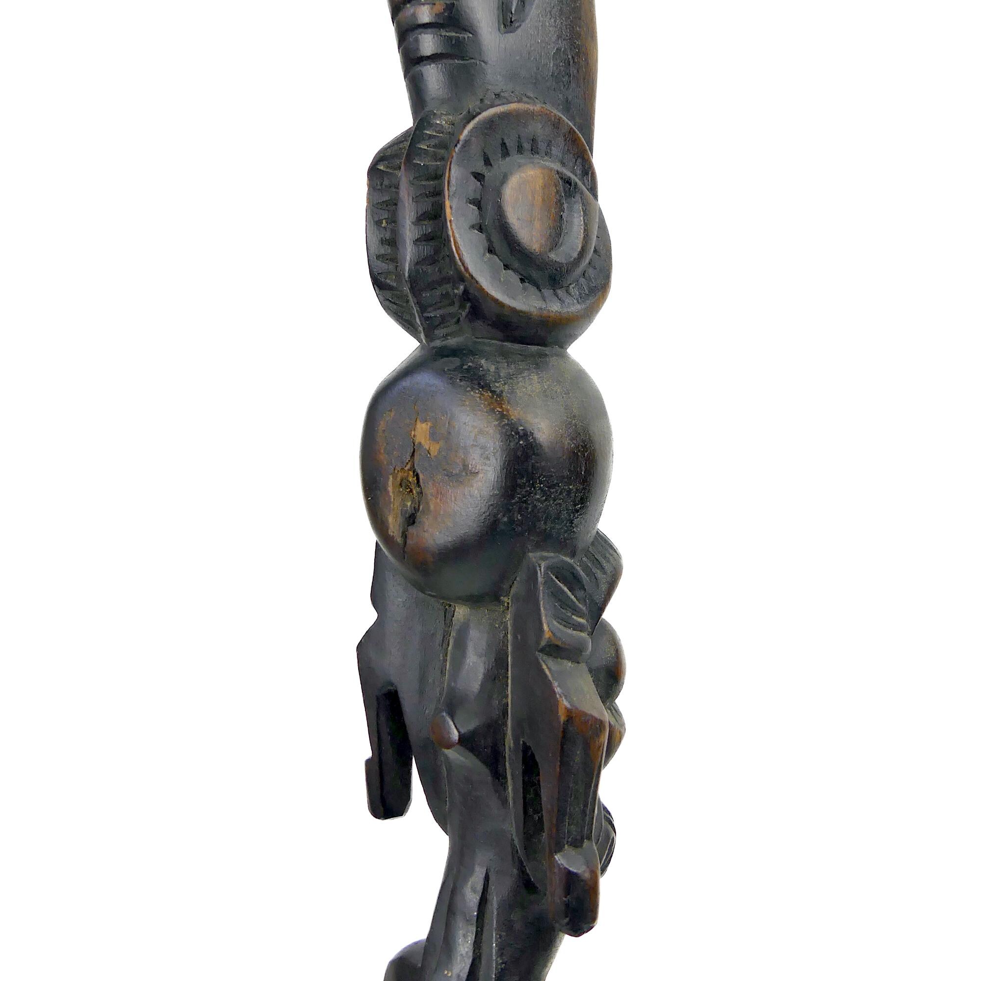 ヴィンテージのモアイ像（カバカバ）：ラパ・ヌイ、イースター島