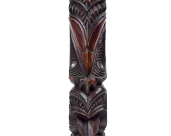 Old cephalomorphic Teko Teko Māori carved in dark brown wood and abalone - Mid-20th century - Maori art - New Zealand