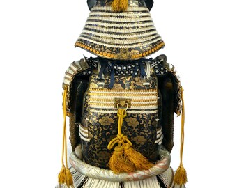 Armure de samourai - fer et soie - Japon - Période Shōwa