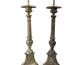 Paire de pique-cierges d’église en métal du XIXème siècle - Chandeliers liturgiques anciens