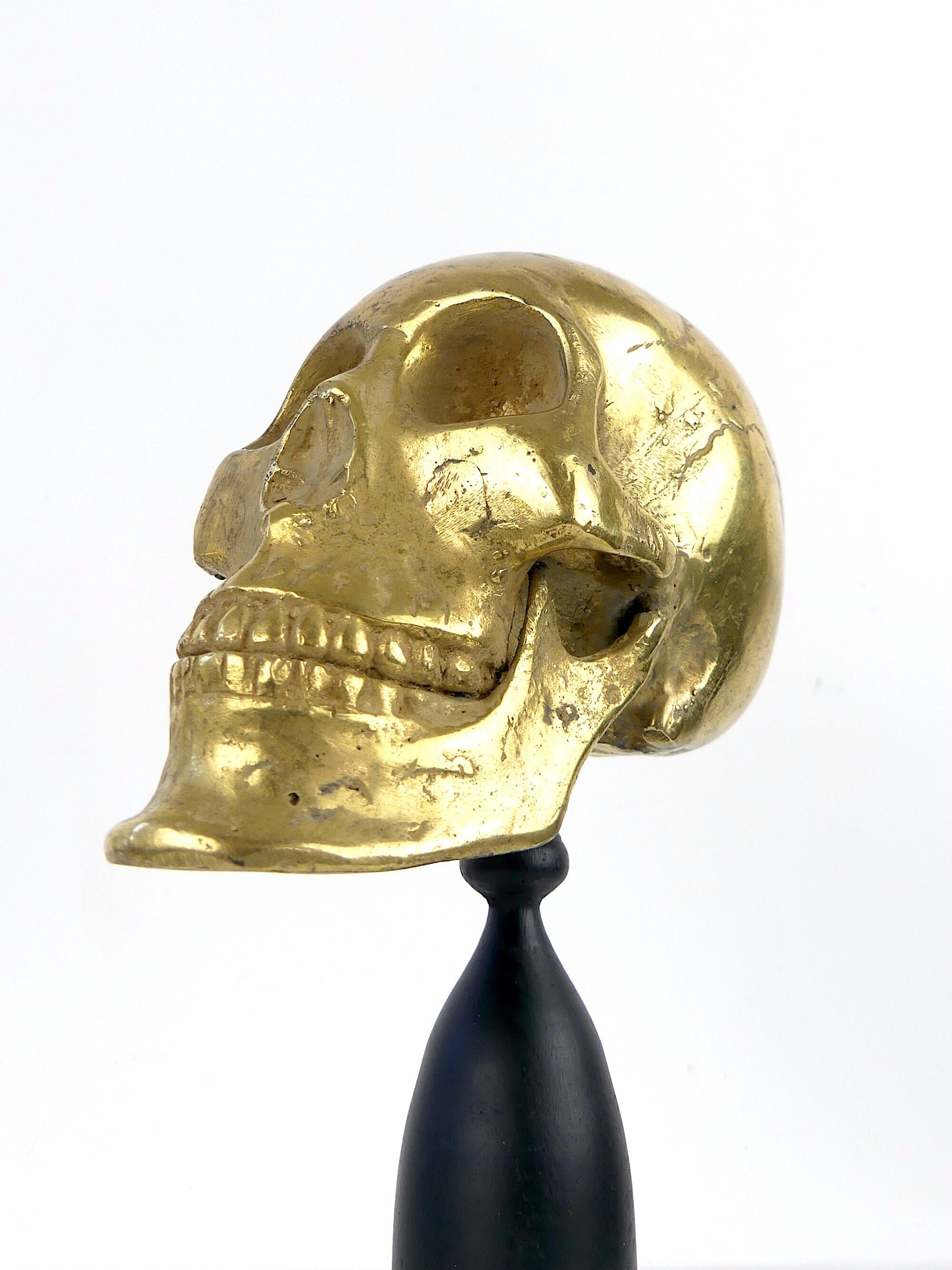 Crâne Sculpté en Laiton sur Pied Bois Tourné Noir - Vanité Memento Mori Cabinet de Curiosités