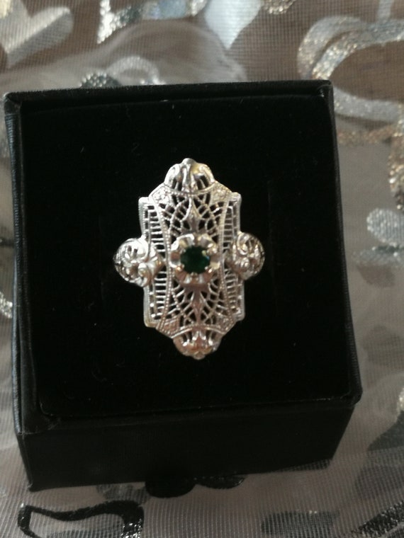 14K White Gold Emerald Filligree Ring