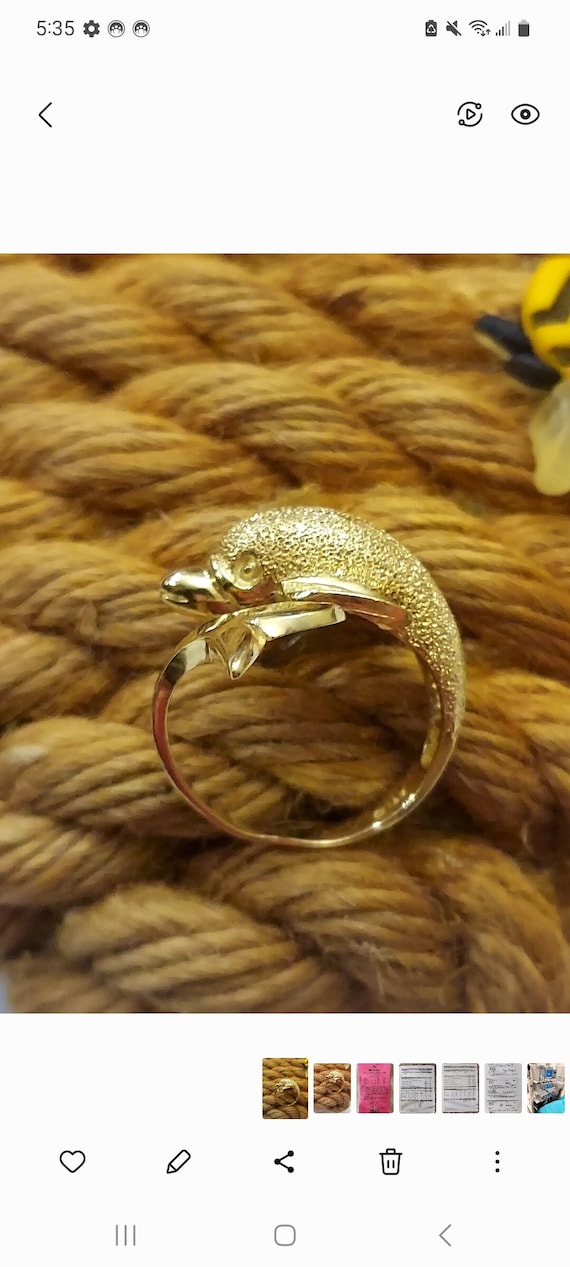 14K Yellow Gold Dolphin Ring