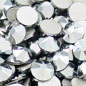 Crystal Light Chrome (001LTCH) Swarovski 2058 Xilion/ New 2088 Xirius Crystal Flatback No-Hotfix Rhinestones (ss5-ss34) Nail Art