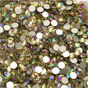 Crystal Luminous Green (001LUMG) Swarovski 2058 Xilion/ New 2088 Xirius Crystal Flatback No-Hotfix Rhinestones (ss5-ss34) Nail Art