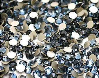 スワロフスキー キツツキ scs ウシツツキ Kaliのオブジェ：SCS 2021年度作品 | Swarovski JP