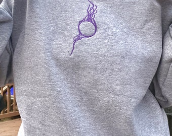 the orb embroidered crewneck