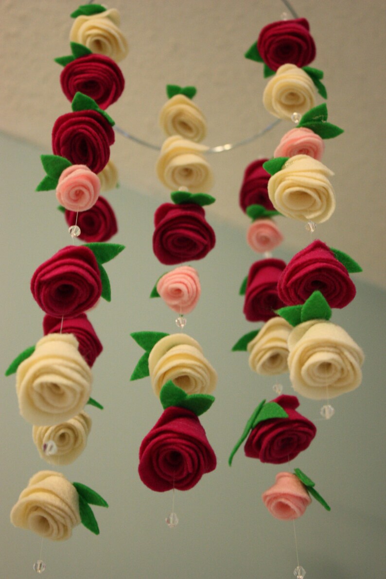 Fieltro flor colgante de cuna rosa móvil bebé rosa frambuesa | Etsy