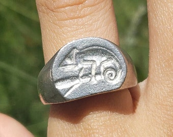 Chameleon wax seal signet ring