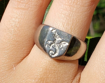 Anillo de sello con sello de cera de dragón