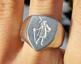 Musketeer wax seal signet ring