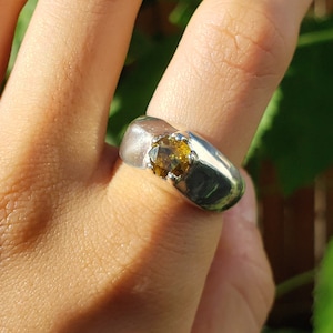 Pentagonal honey yellow mali garnet ring