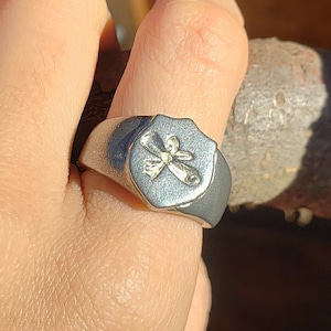 Anillo de sello de cera scroll