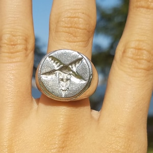 Pentagoat signet ring