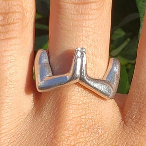 Prayer hands ring