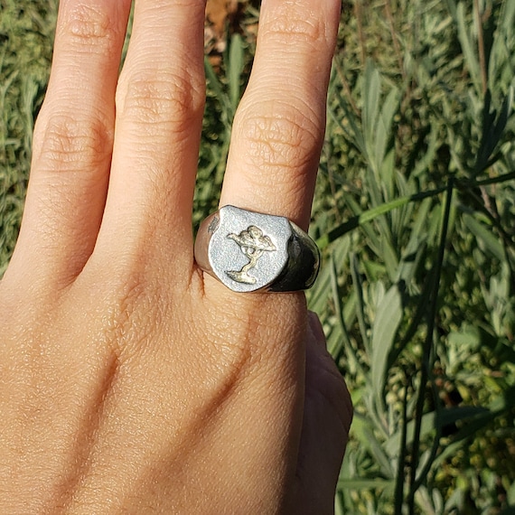 Mens signet hotsell ring etsy