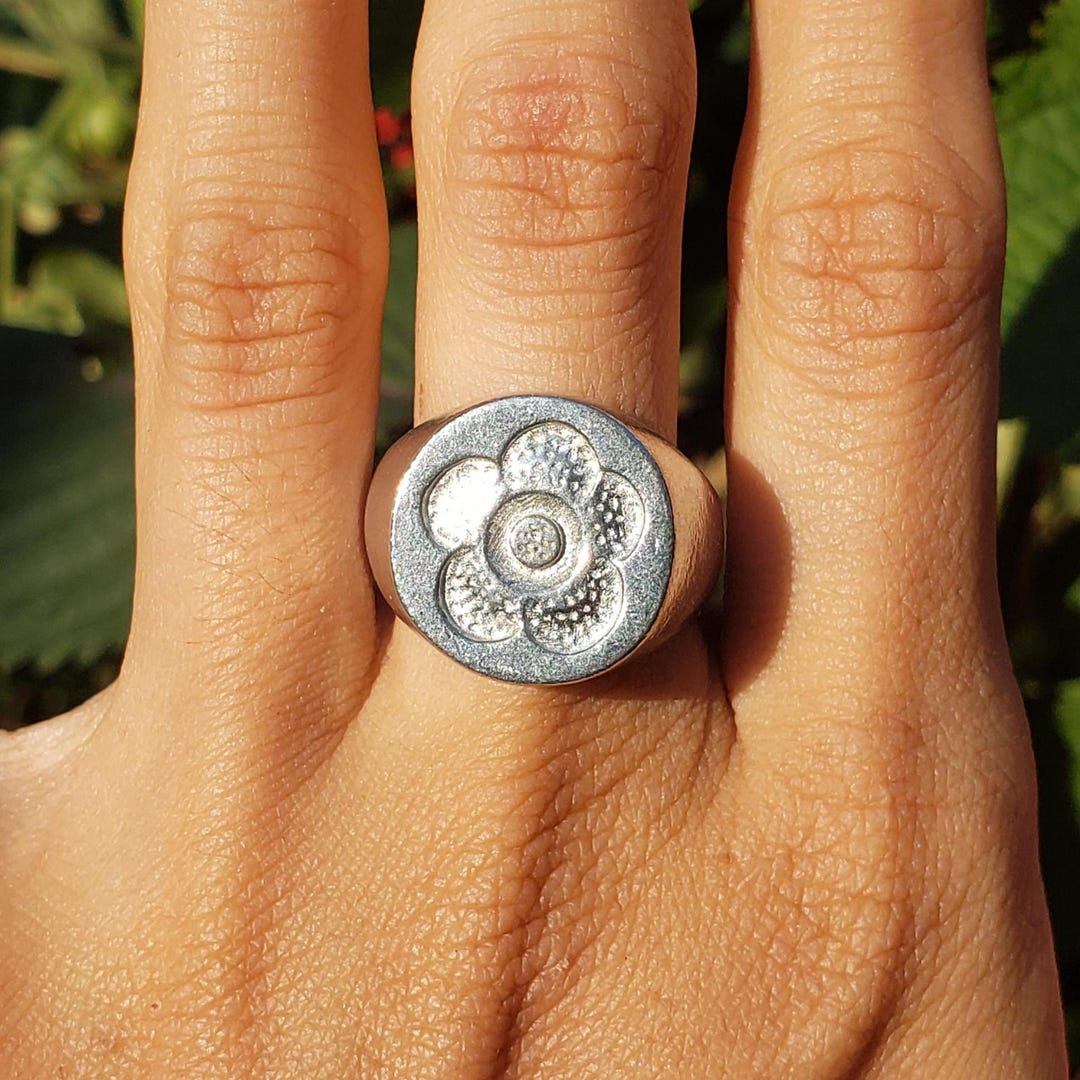 Stink Rings Stinking Corpse Lily Rafflesia Wax Seal Signet Ring - Etsy