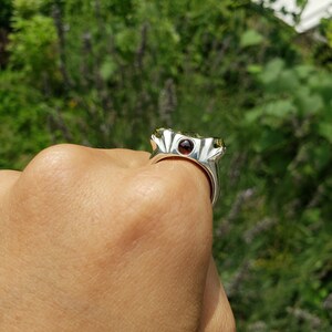 Fantasy cut peridot and garnet multi-stone ring image 2