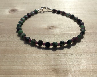 Perlée bracelet rubis Zoisite