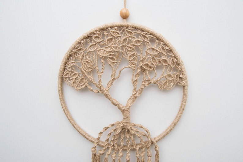 Панно макраме. Панно макраме. Дерево жизни макраме мастер класс. Макраме дерево в круге. Изделия из макраме.