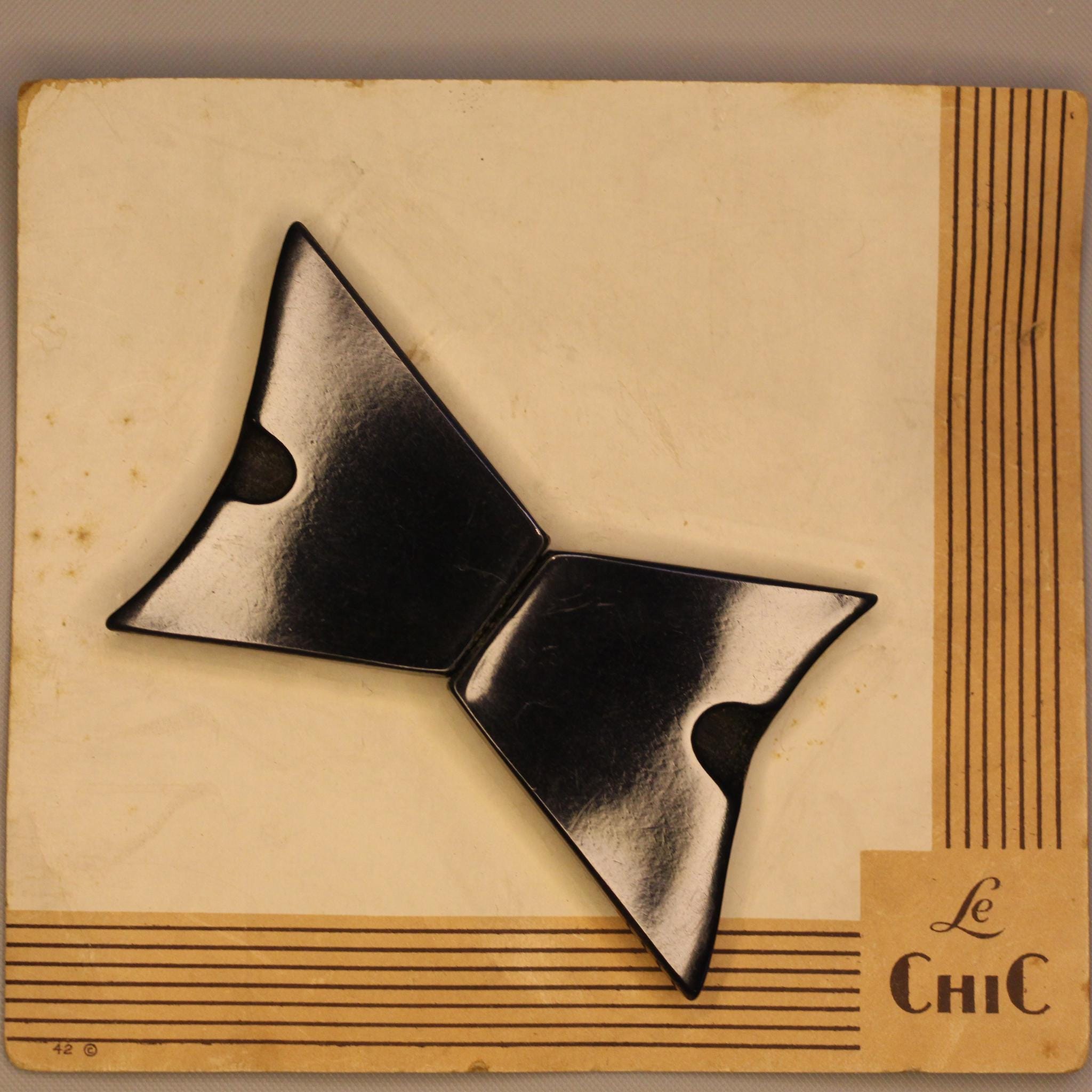 Art-deco Bowtie Style Vintage Bakelite Belt Buckle - Black 