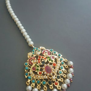 Hyderabadi jewelry, Hyderabadi jewellery, Hyderabadi choker, Hyderabadi tikka, Hyderabadi earrings, jadau jewelry, Hyderabadi pearls, Adaa