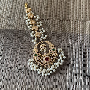 Hyderabadi jewelry, Hyderabadi jewellery, Hyderabadi choker, Hyderabadi tikka, Hyderabadi earrings, jadau jewelry, Hyderabadi pearls, Adaa