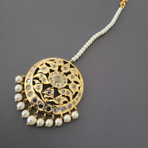 Hyderabadi jewelry, Hyderabadi jewellery, Hyderabadi choker, Hyderabadi tikka, Hyderabadi earrings, jadau jewelry, Hyderabadi pearls, Adaa