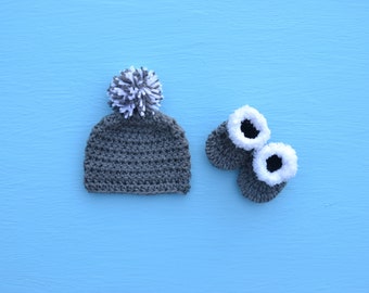 Baby Hat With Pompom  Baby Boy Hat Baby Girl Hat Baby Booties Crochet Baby Hat And Booties Hats For Babies Pompom Hat Baby Baby Photo Prop