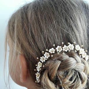 Lily of the valley hair accesories, Wedding flowers