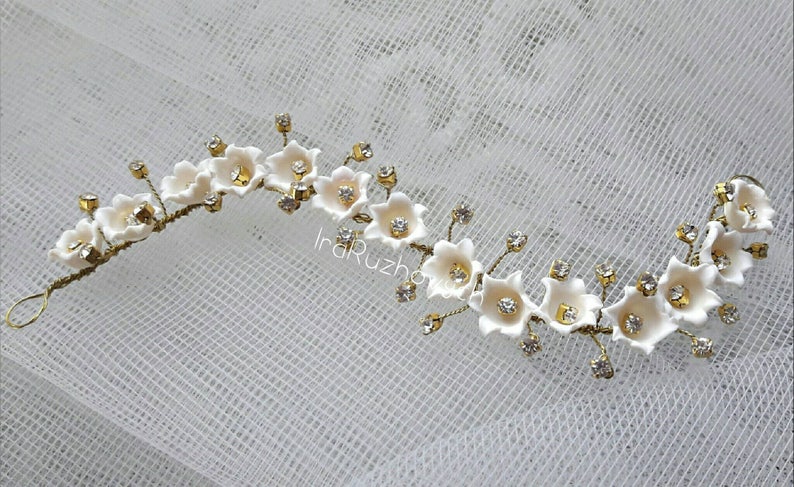 Lily of the valley hair accesories Wedding flowers