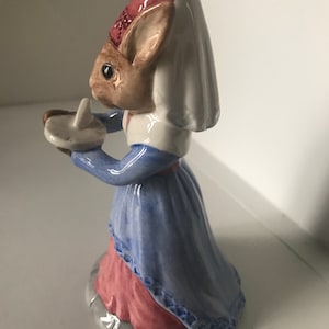 Royal Doulton Sundial Bunnykins Figur DB213 Limited Edition Figur