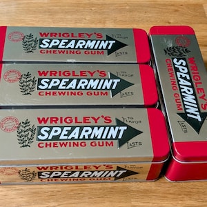 Retro Wrigley&#39;s Spearmint Chewing Gum Tins Set of 4