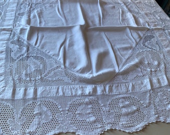 Vintage lace décor square tablecloth