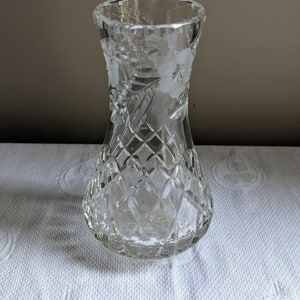 Jarrón de cristal tallado