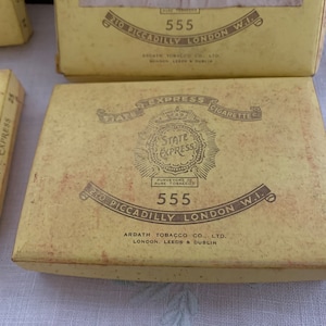 Pacchetti di sigarette State Express set da 4