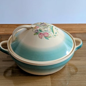 Susie Cooper Dresden Spray Lidded Vegetable Dish Blue/Green Wash
