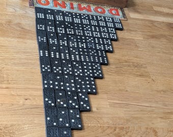 Vintage Double -Nine Domino Set