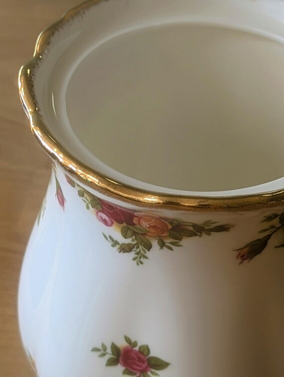 ロイヤルアルバート オールドカントリーローズ 花瓶 蓋付き 8インチ