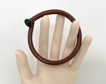 Chocolate Brown Vintage Knitting Needle Gauge 2 Bangle, Quirky Knitting Accessory, Unusual Knitter Gift, Repurposed Sustainable Jewellery