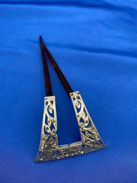 Vintage Aluminum Hinged Hairpin on Celluloid Prong