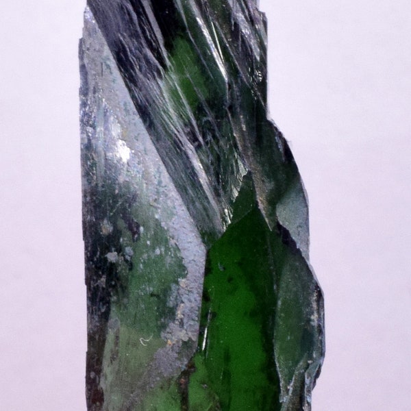 4cms VIVIANITE BRASIL Emerald Color Gem Crystal Facet Mineral Specimen I204