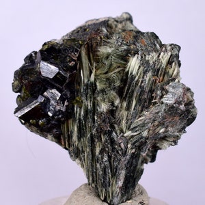 3.3cms ACTINOLITE EPIDOTE CRYSTALS Peru Natural Brilliant Cluster Mineral Specimen Collectors C955
