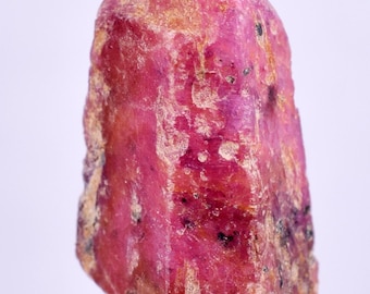 18cts RUBY CRYSTAL CORUNDUM Natural Rough Red Tanzania Mineral Specimen Y85