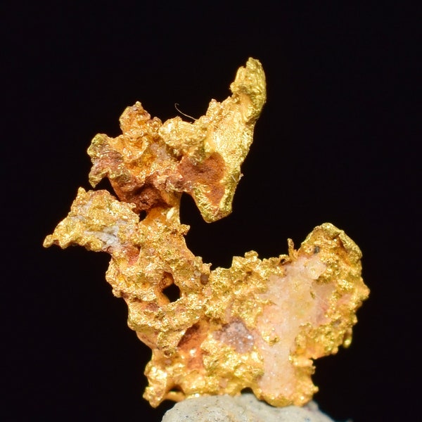 0.6cms NATIVE GOLD QUARTZ of the Incas Thumbnail Aesthetic Wire Gem Crystal Quartz Peru Rare Mineral Specimen L233