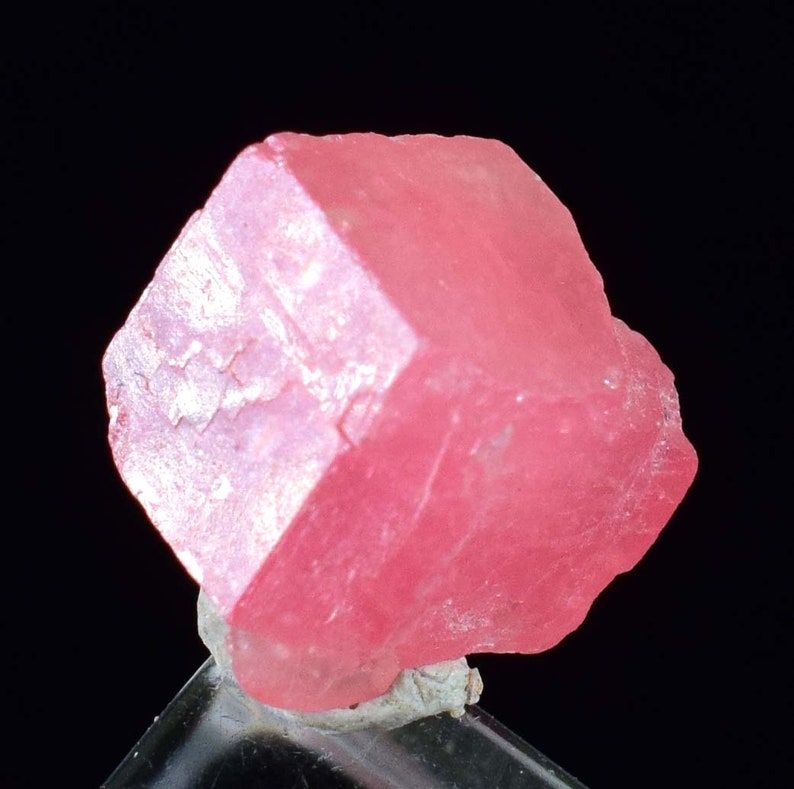 Lot 10 RHODOCHROSITE RHOMBOHEDRAL CRYSTAL Quartz Pyrite Calcite Pasto Bueno Peru Collector Mineral Specimen R28
