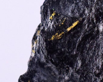 1.7cms NATIVE GOLD CRYSTAL of the Incas Wire Gem  Peru Rare Mineral Specimen L122